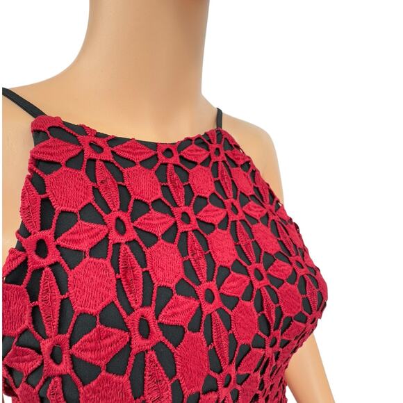 NWOT Aqua Red Crochet Lace High Neck Sleeveless Midi Dress Size S - Picture 3 of 9